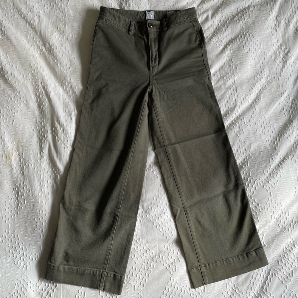 GAP High Rise Wide Leg Pants